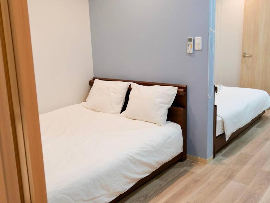 吉福屋/机场直达/3分步行地铁jr/14分usj/心斋桥/難波 Villa Osaka Exterior photo